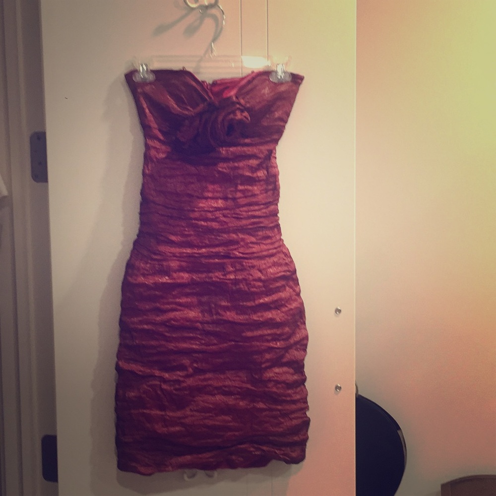 NICOLE MILLER COLLECTION ruched cocktail dress